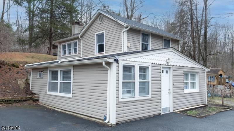 21 Greendale Rd, Andover Twp., NJ 07860