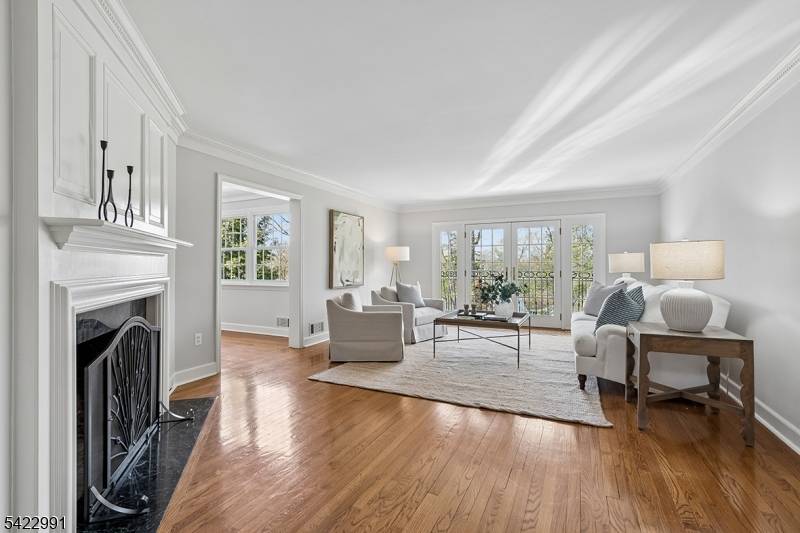 18 Devon Rd, Summit City, NJ 07901