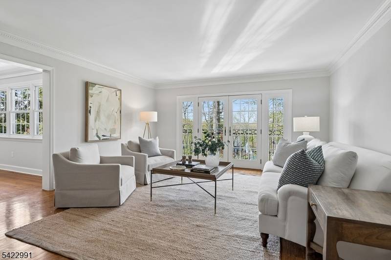 18 Devon Rd, Summit City, NJ 07901