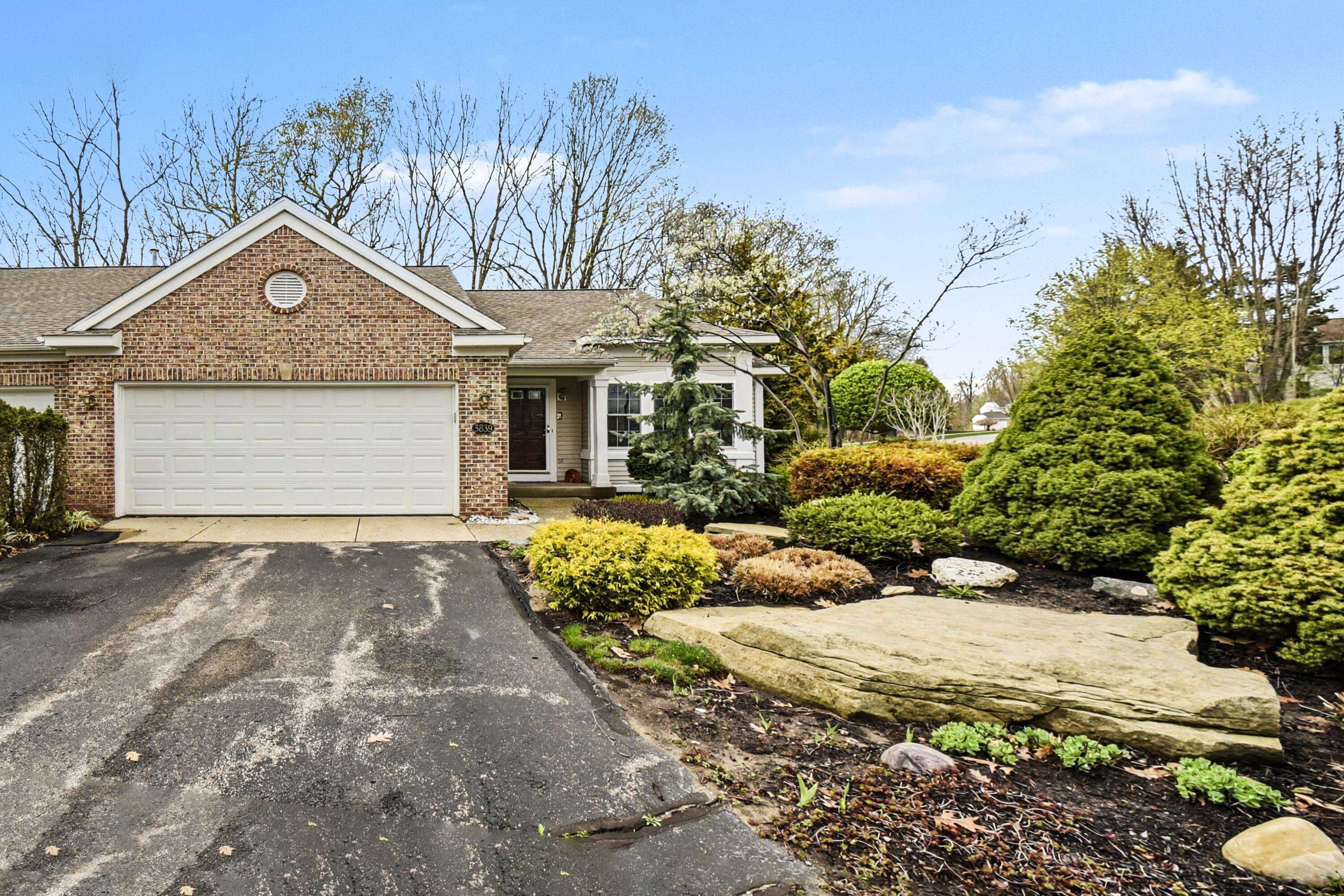 5839 Lyn Haven DR SE, City Of Kentwood, MI 49512