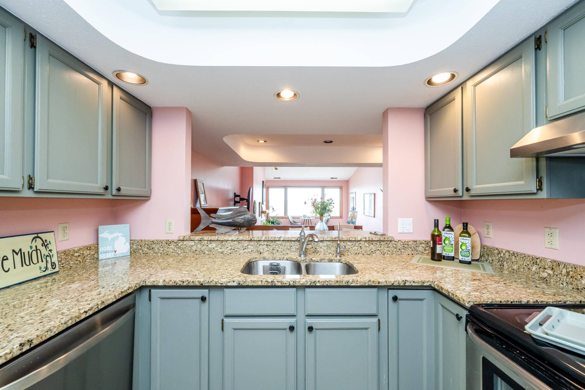 197 Wayne ST, St. Joseph City, MI 49085