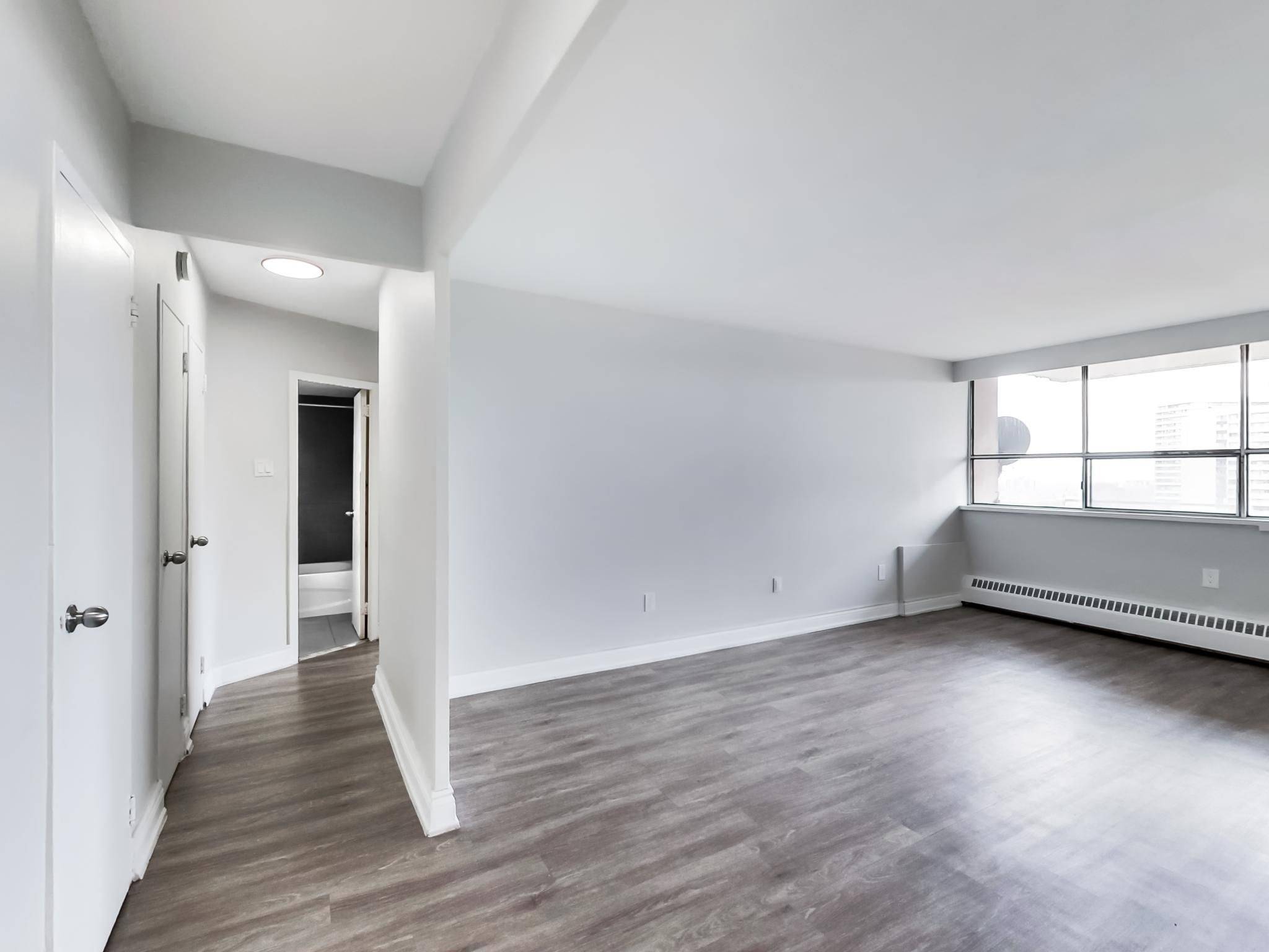 65 Thorncliffe Park DR #1411, Toronto C11, ON M4H 1L2