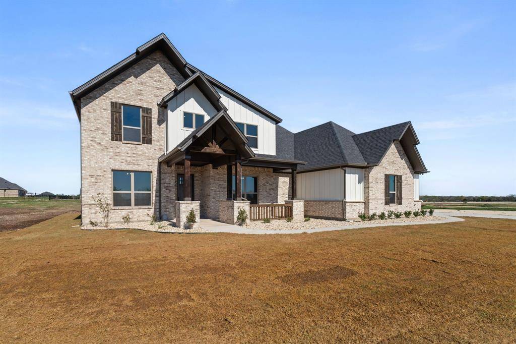 441 Paradise Ridge Drive, Waxahachie, TX 75167