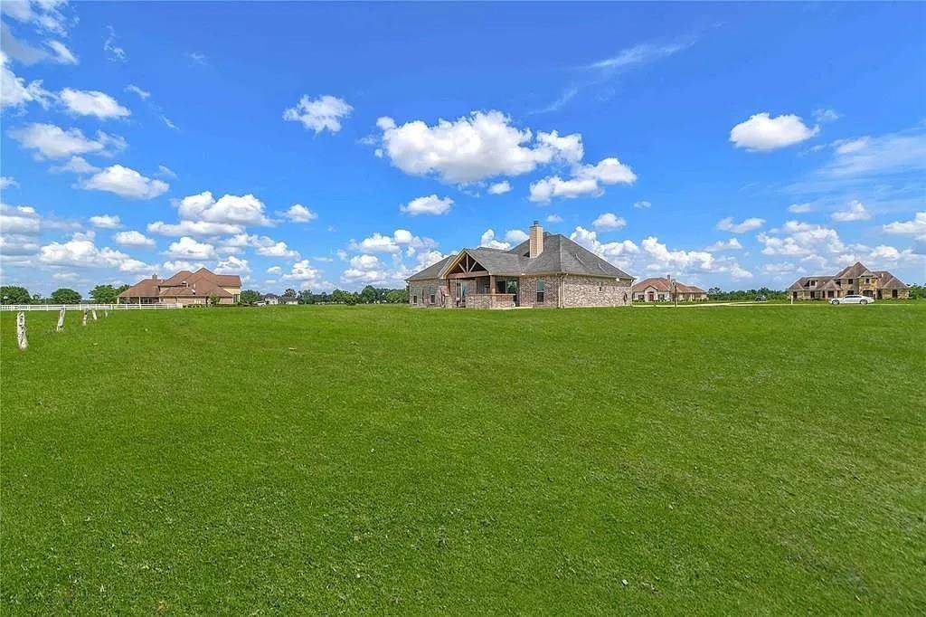 10960 Sheila Court, Beaumont, TX 77705