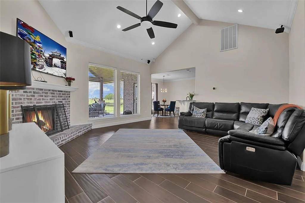 10960 Sheila Court, Beaumont, TX 77705