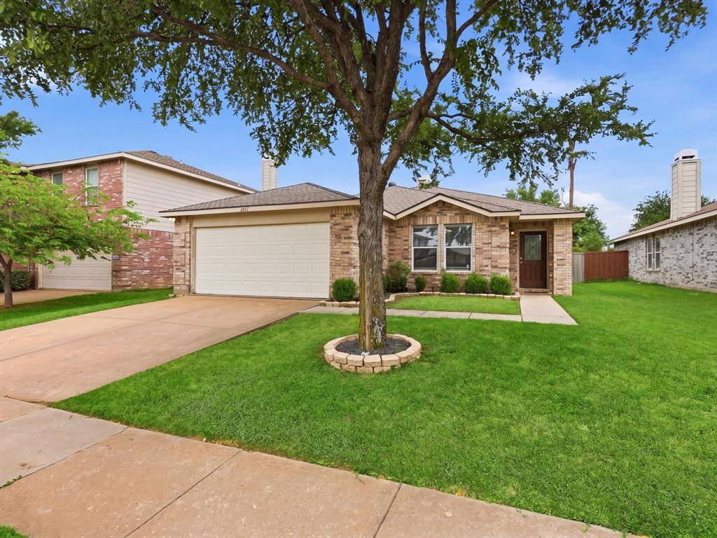 2261 White Pine Drive, Little Elm, TX 75068