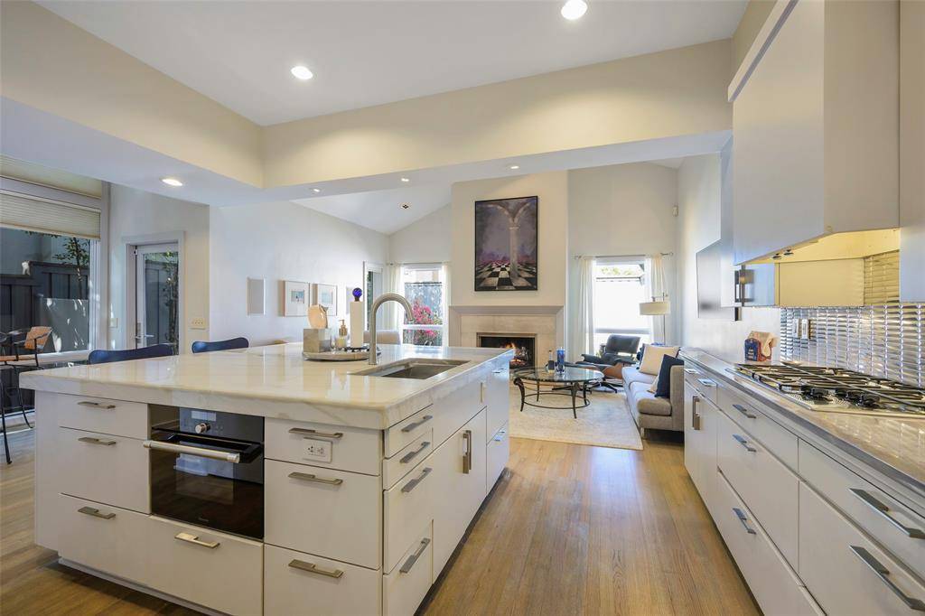 4053 Travis Street, Dallas, TX 75204