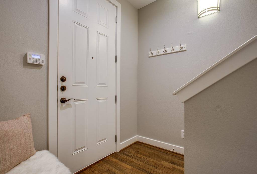 4211 Rawlins Street #527, Dallas, TX 75219