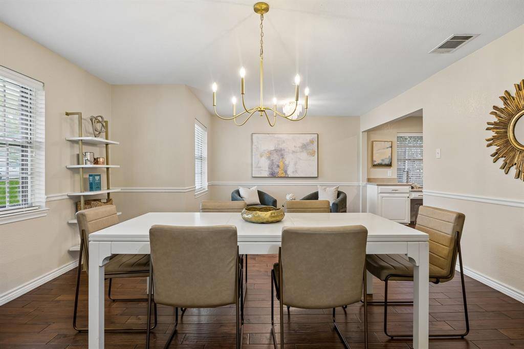 9734 Queenswood Lane, Dallas, TX 75238