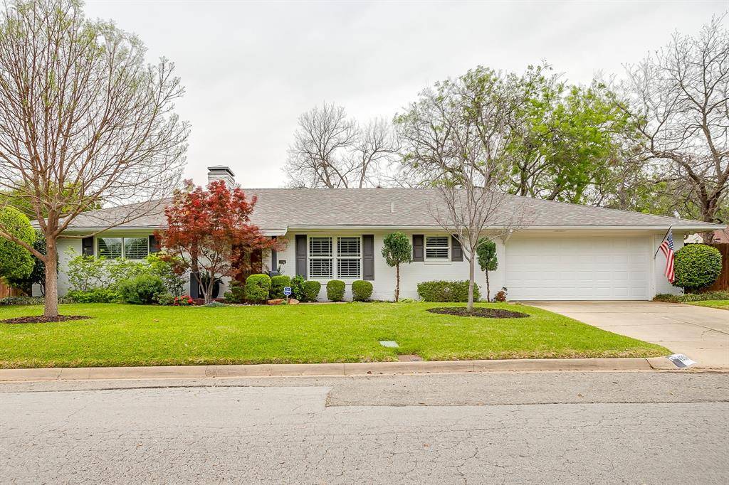 4209 Bilglade Road, Fort Worth, TX 76109