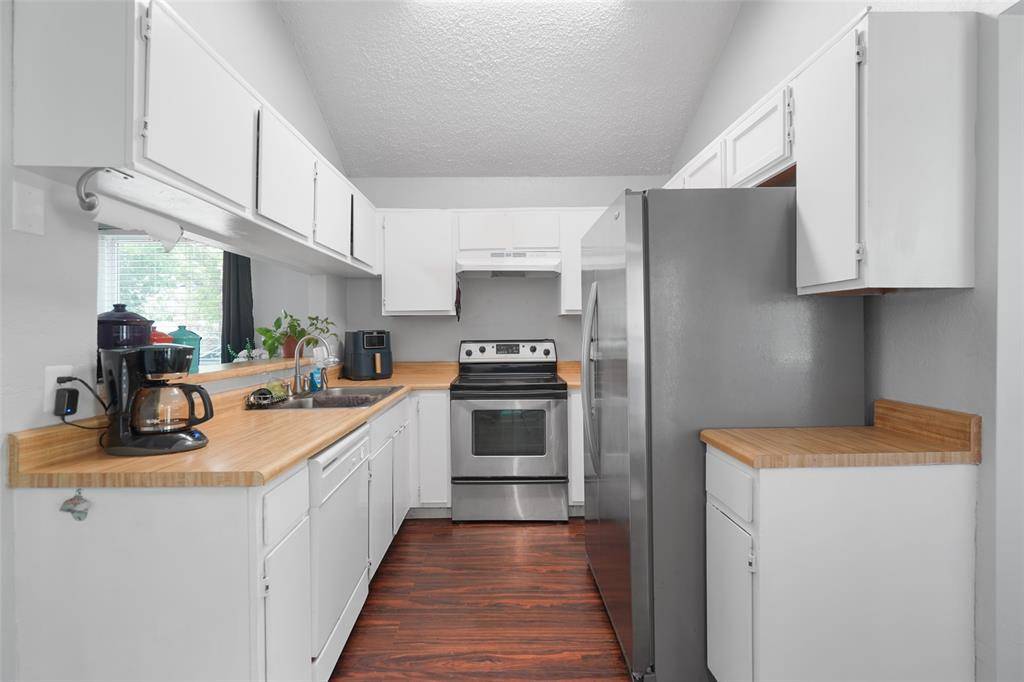 6011 Hott Springs Drive, Arlington, TX 76001