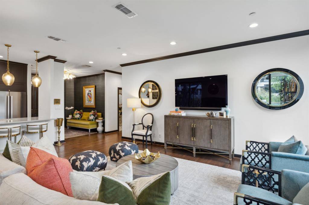 3510 Turtle Creek Boulevard #2C, Dallas, TX 75219