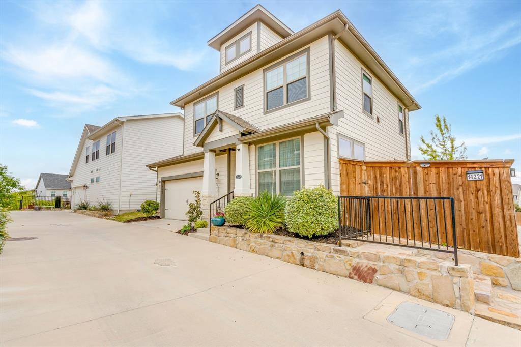 14221 Walsh Avenue, Fort Worth, TX 76008