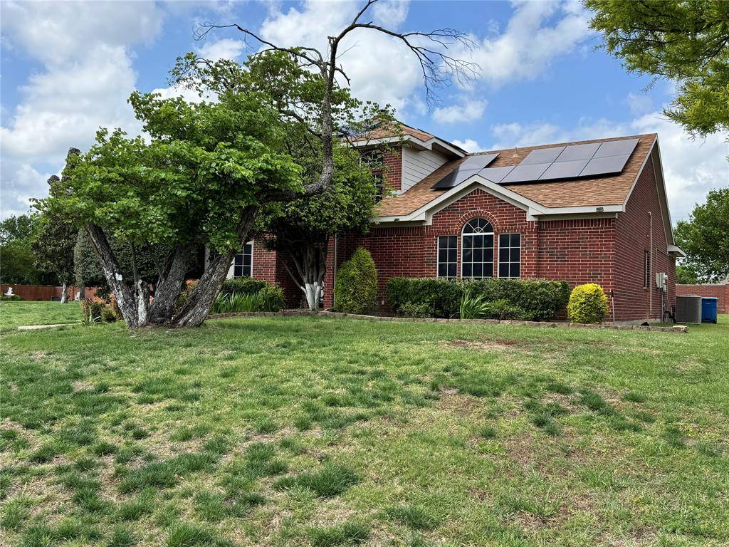 513 Shannon Circle, Desoto, TX 75115