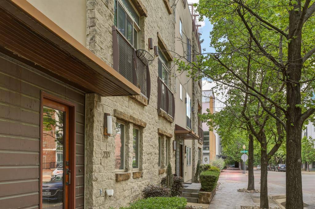 2323 Clark Street, Dallas, TX 75204