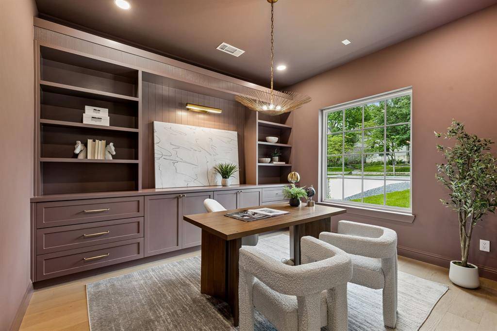 7107 Coronado Avenue, Dallas, TX 75214