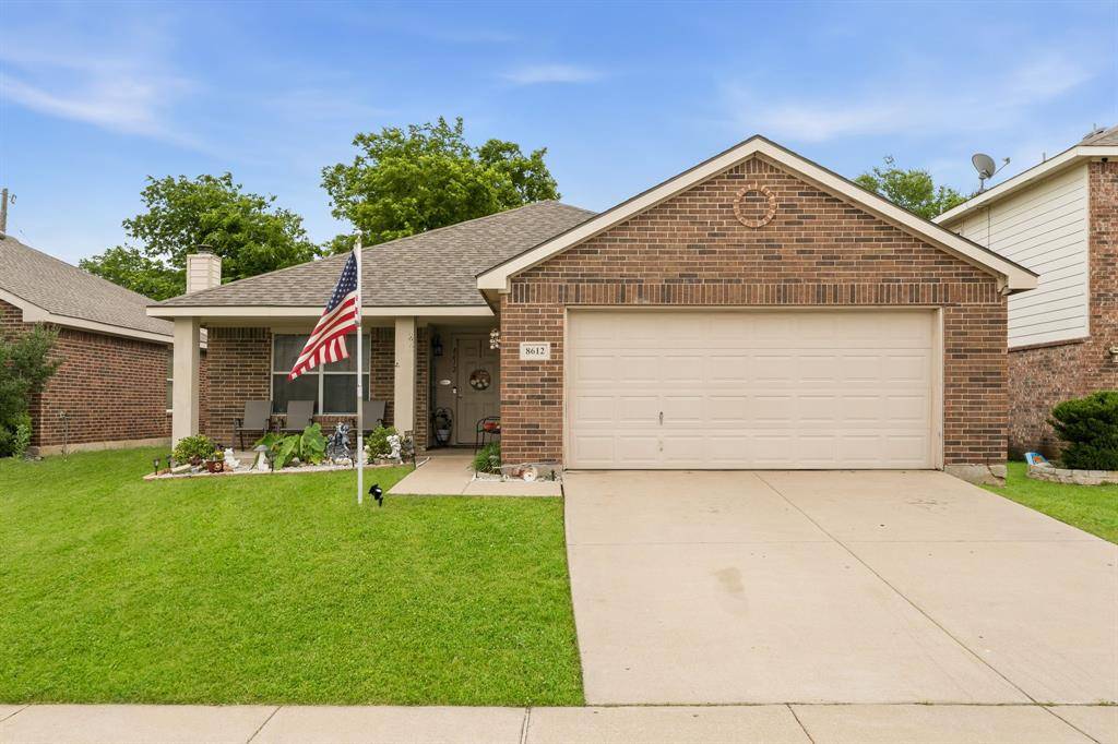 8612 Boswell Meadows Drive, Fort Worth, TX 76179