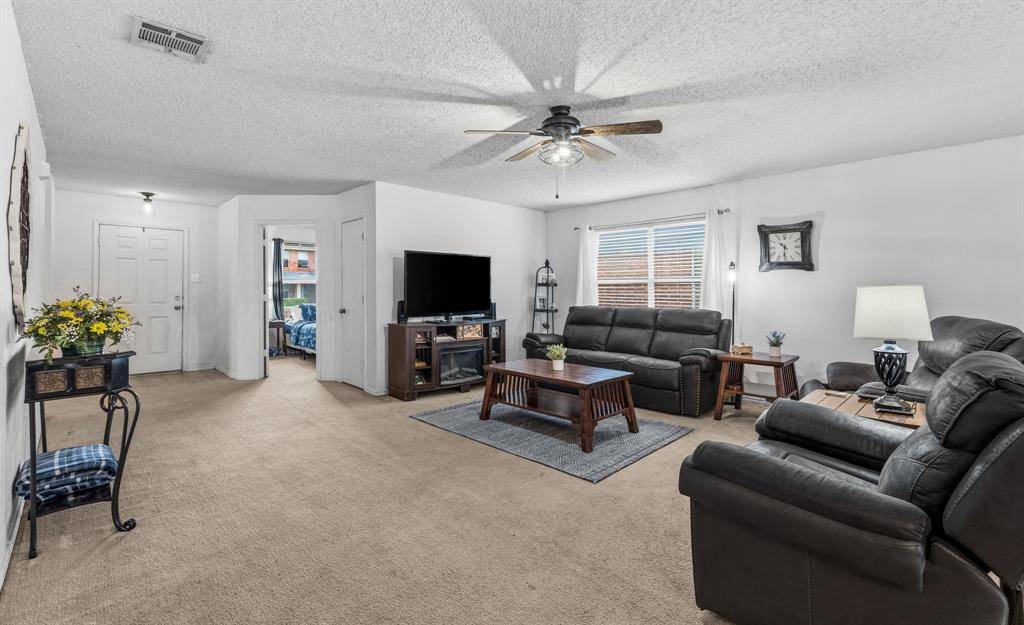 8612 Boswell Meadows Drive, Fort Worth, TX 76179