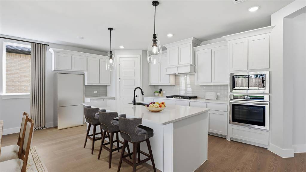 7428 Wayward wind Drive, Fort Worth, TX 76179