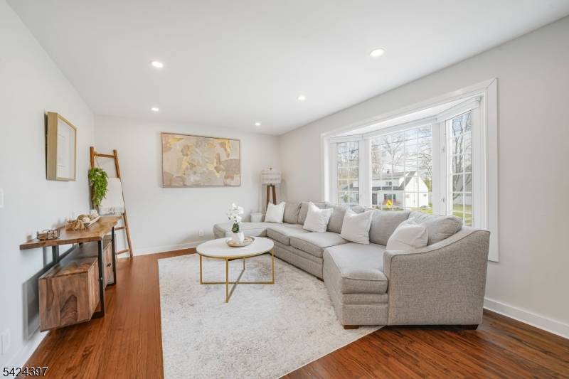 21 Joseph Pl, Wayne Twp., NJ 07470