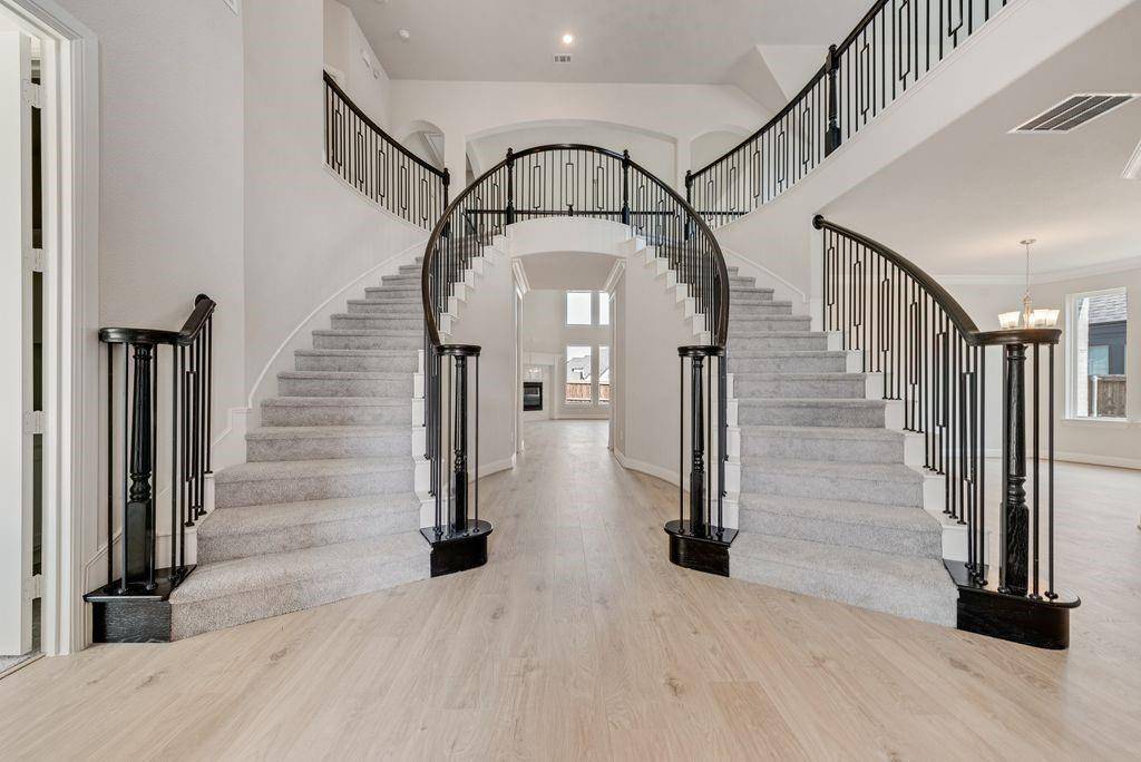 1706 Cedar Bluff Parkway, Mansfield, TX 76063