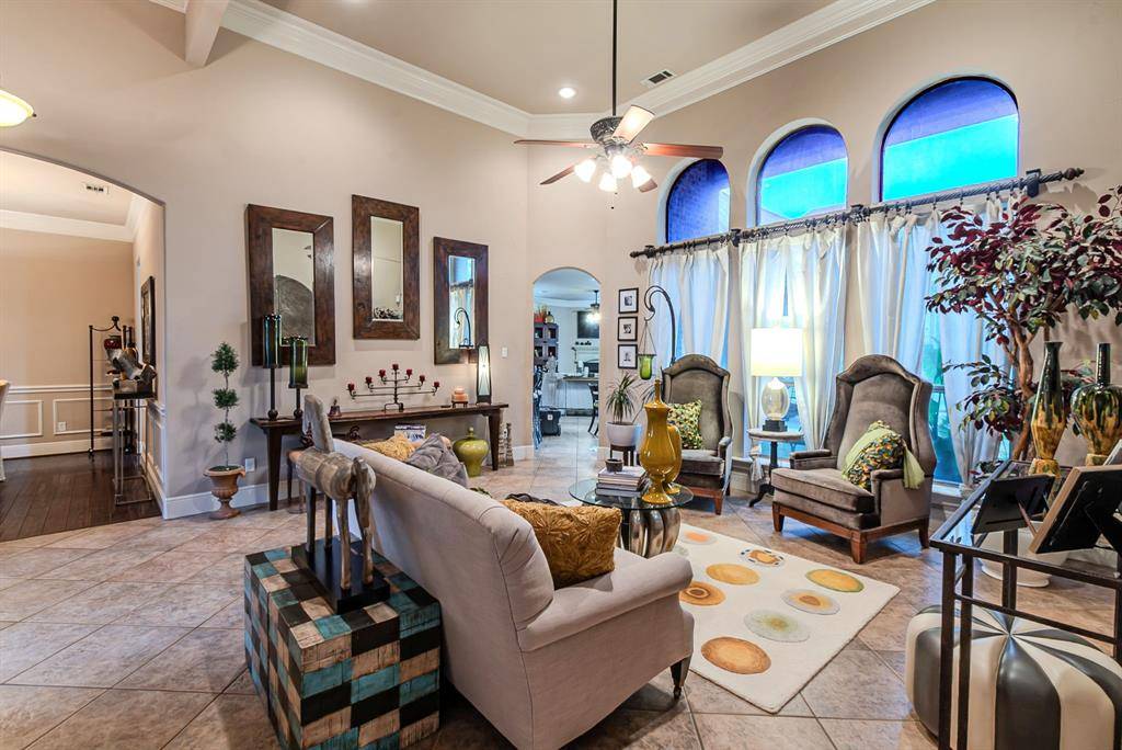 8271 Glenwick Drive, Waxahachie, TX 75167