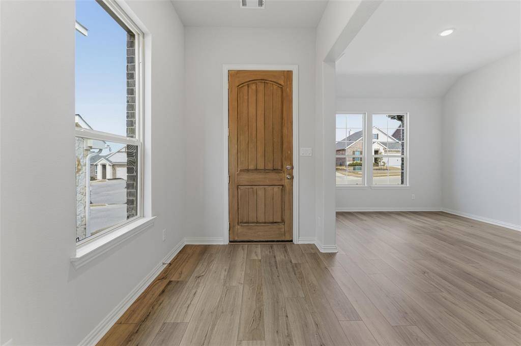 3520 Columbus Street, Gainesville, TX 76240