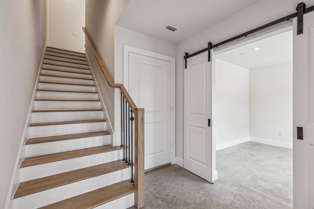 13900 Noel Road #202, Dallas, TX 75240