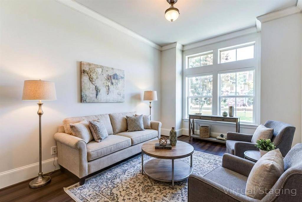 4008 N Cresthaven Road, Dallas, TX 75209