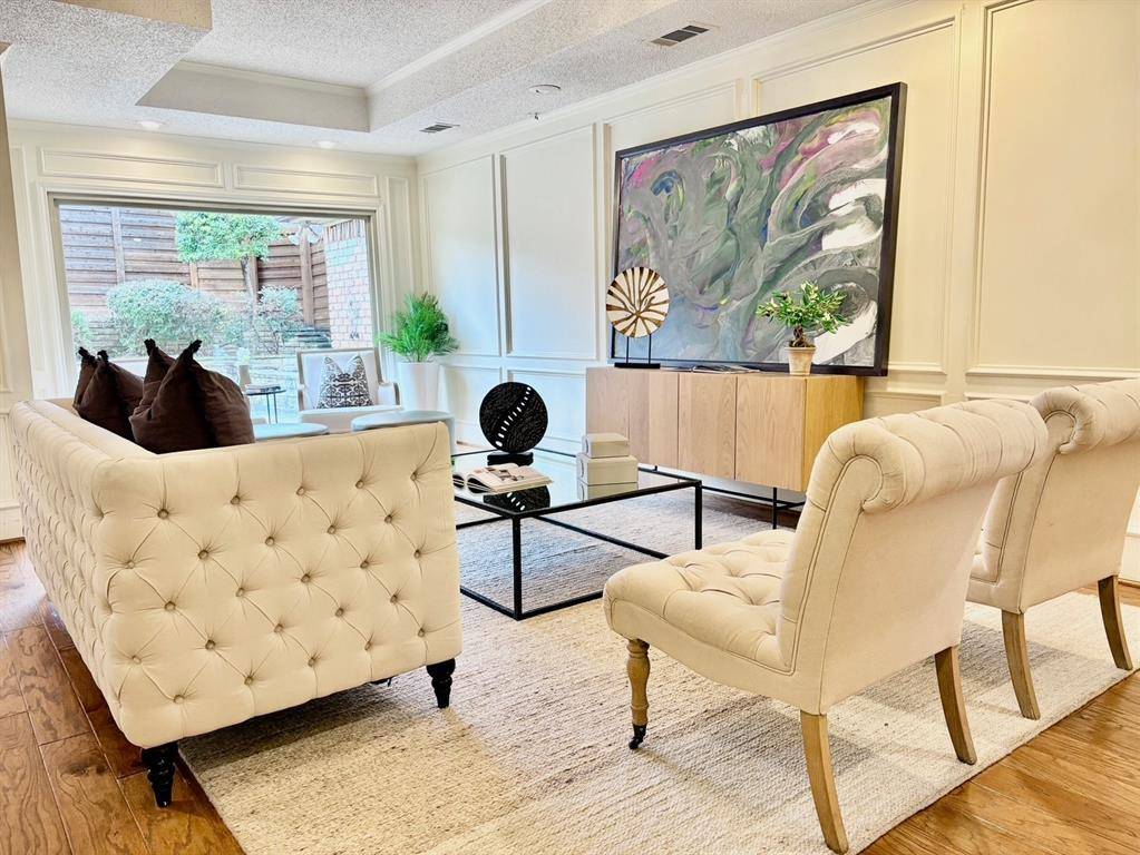 7318 Danashire Avenue, Dallas, TX 75231