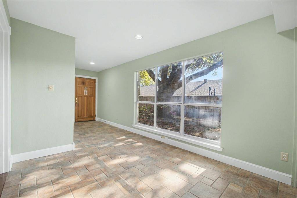 2920 Shady Lake Circle, Carrollton, TX 75006