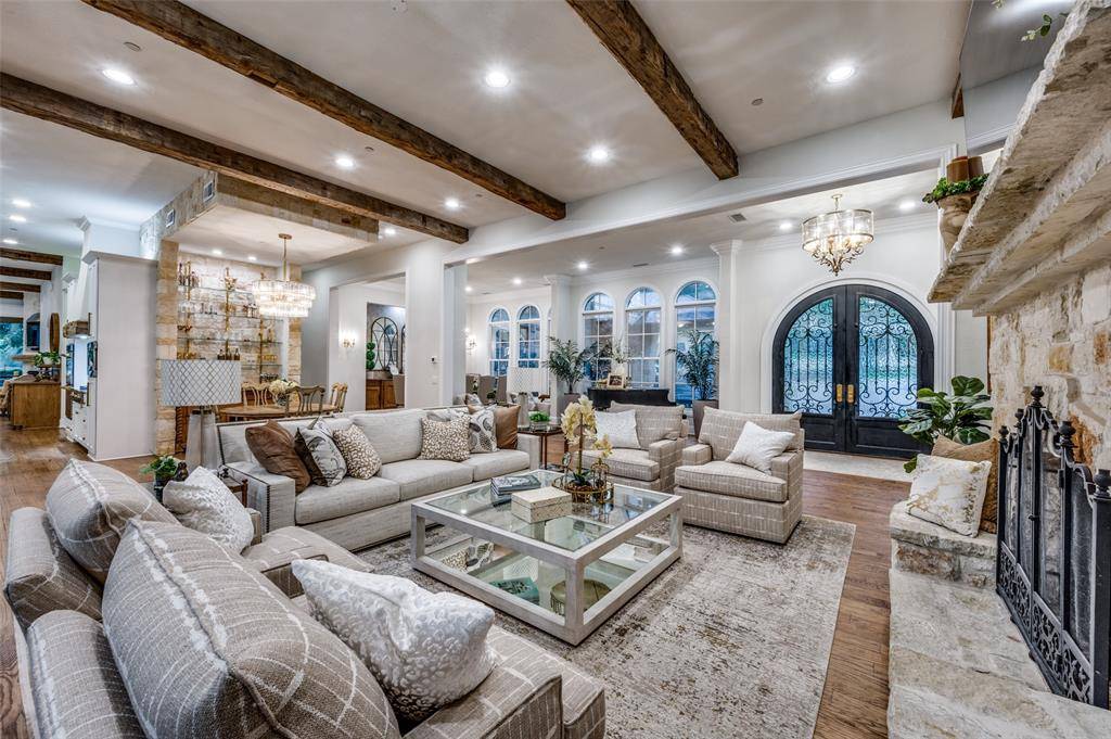 6645 Whispering Woods Court, Plano, TX 75024