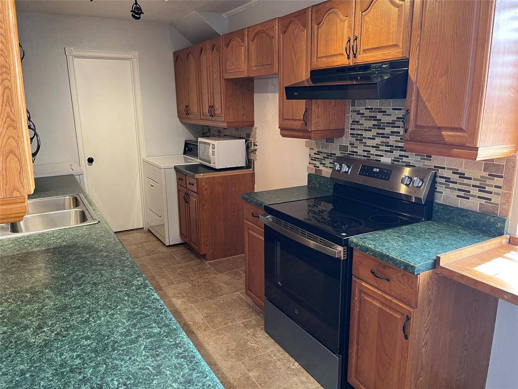 816 E Heath Street, Rockwall, TX 75087