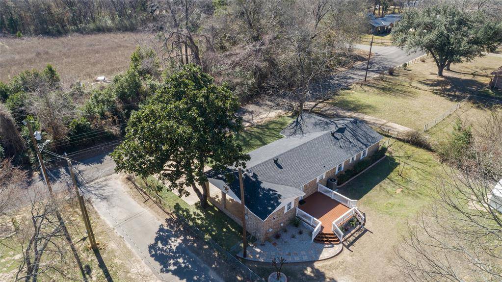 539 E Edmonson Avenue, Athens, TX 75751