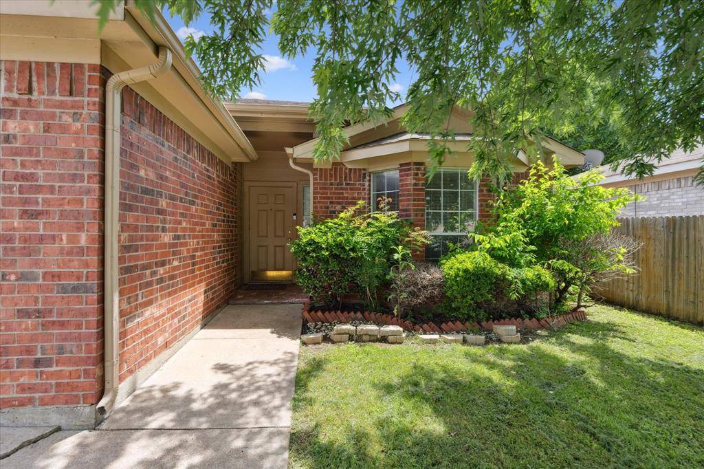 2309 Stagecoach Street, Fort Worth, TX 76133