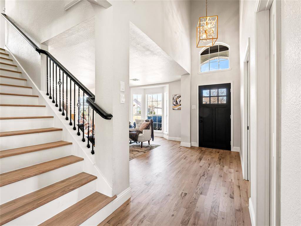 6709 Thornbury Drive, Plano, TX 75024