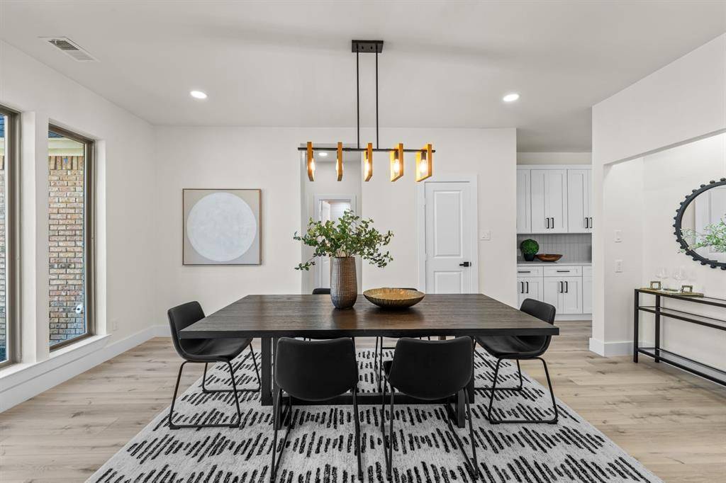 4706 El Brevo Court, Arlington, TX 76017