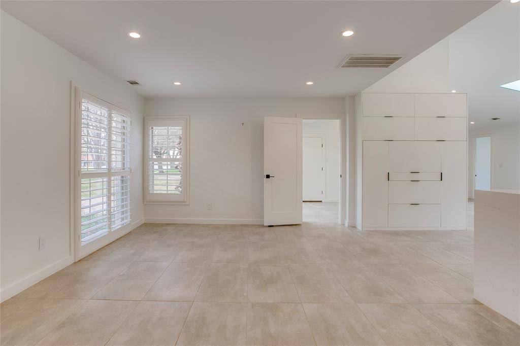 2045 Marydale Drive, Dallas, TX 75208