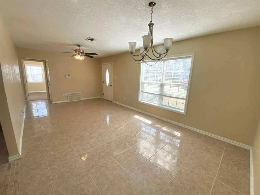 11519 Gatewood Drive, Dallas, TX 75218