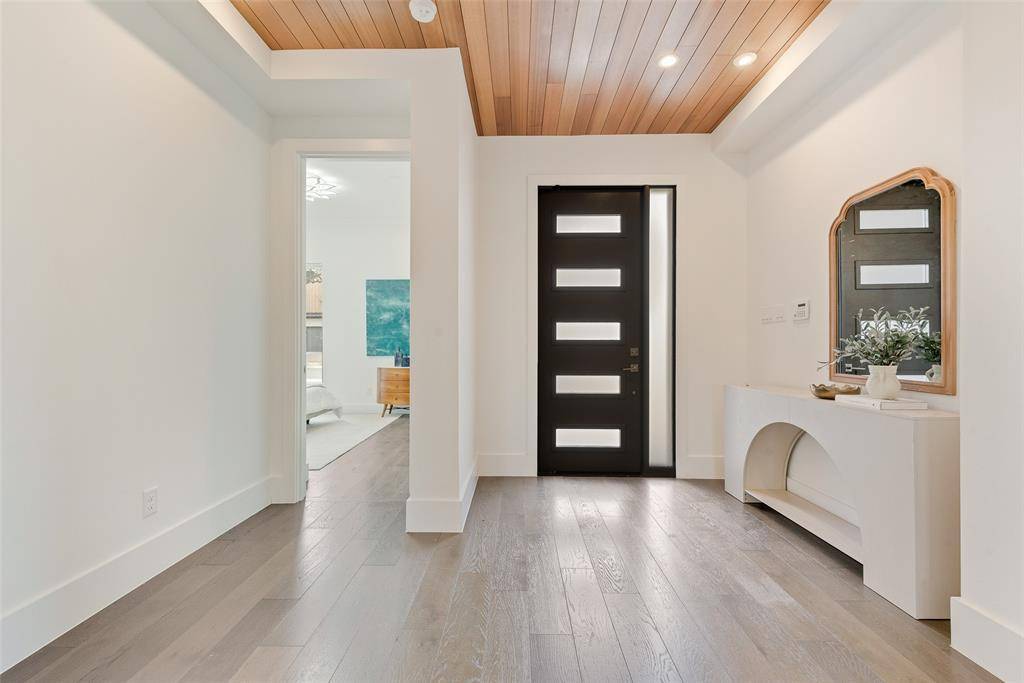 6420 Kenwood Avenue, Dallas, TX 75214