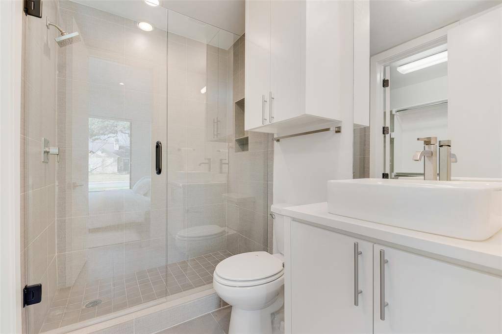 6420 Kenwood Avenue, Dallas, TX 75214