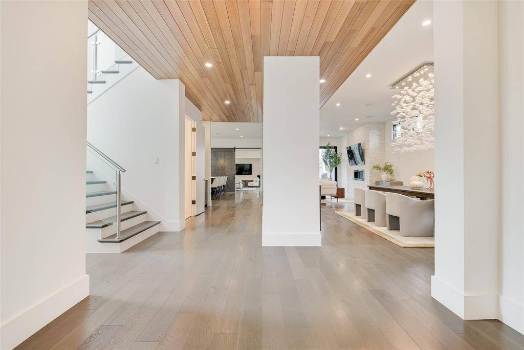 6420 Kenwood Avenue, Dallas, TX 75214