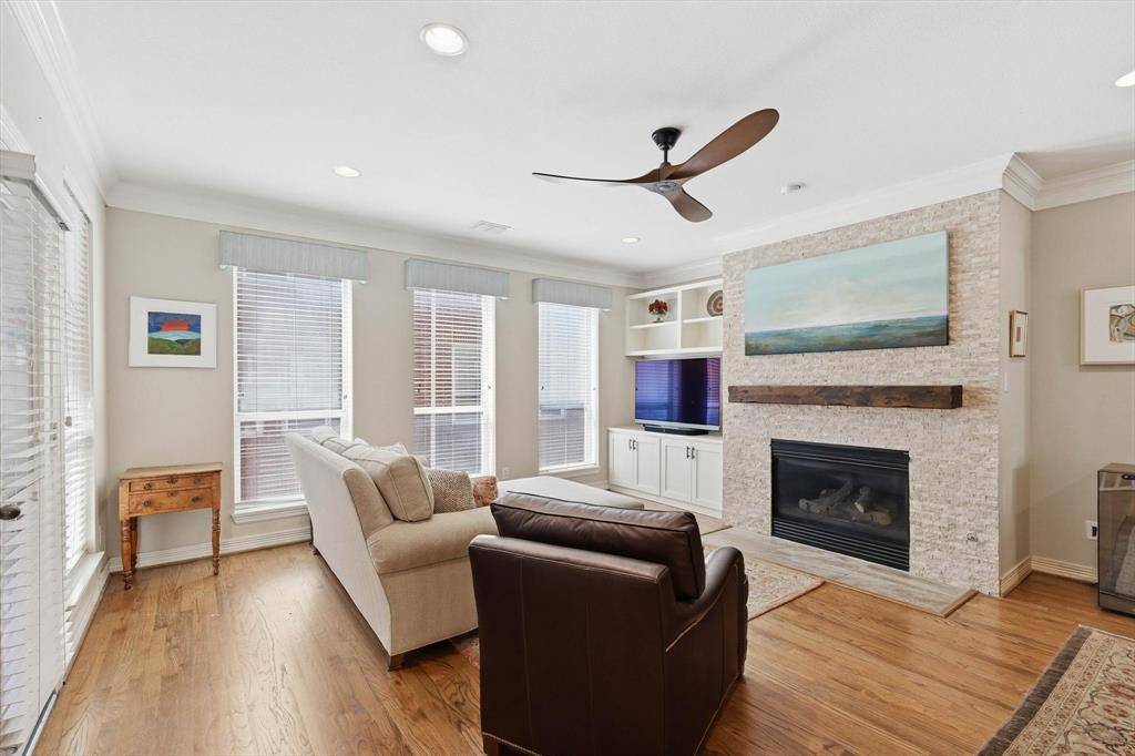 2619 Colby Street #B, Dallas, TX 75204