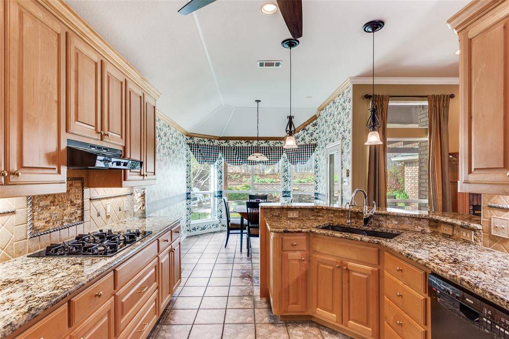 4408 Brampton Court, Fort Worth, TX 76116