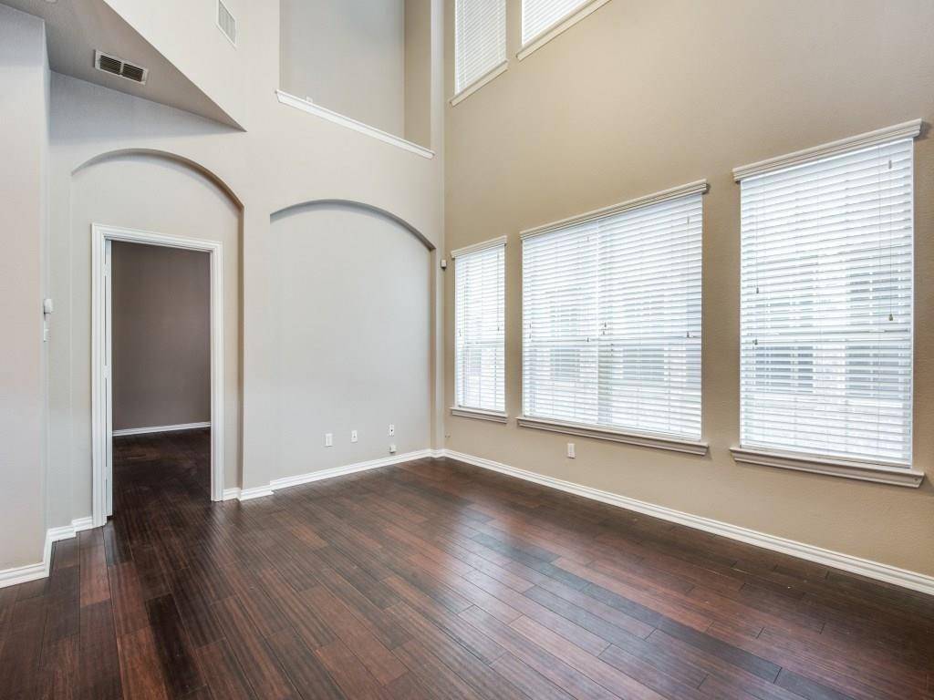 1940 Loma Linda Drive, Irving, TX 75063