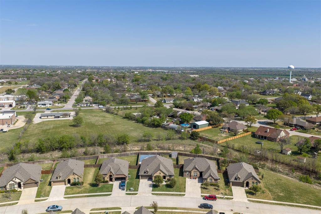 204 Ovaletta Drive, Justin, TX 76247