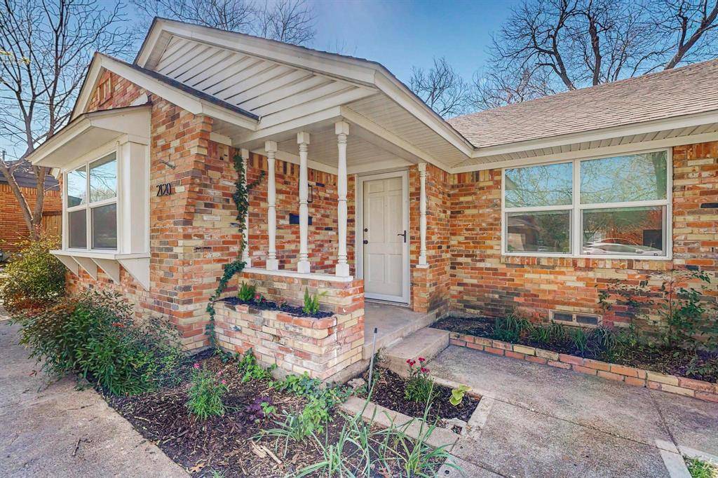 2120 Healey Drive, Dallas, TX 75228