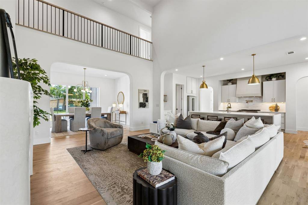 3129 Saint Croix Drive, Dallas, TX 75229