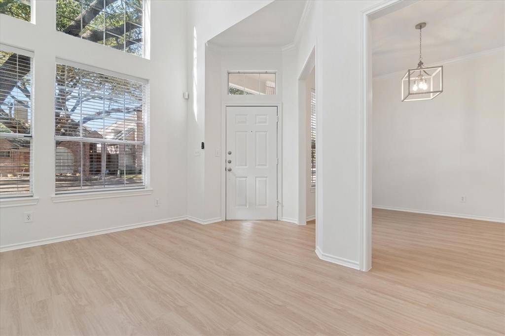 18016 Windflower Way, Dallas, TX 75252