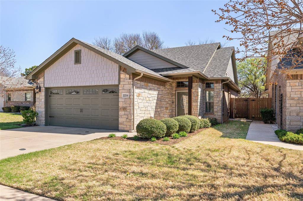 2214 Cobblestone Court, Granbury, TX 76049
